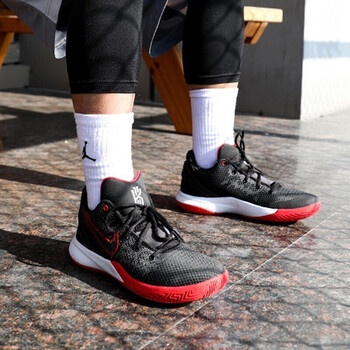 耐克（NIKE）籃球鞋歐文5簡(jiǎn)版2代 實(shí)戰(zhàn)/WQ AO4438-016 41