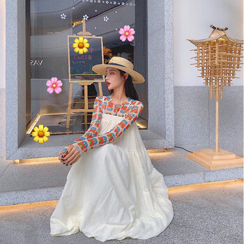 復(fù)古蕾絲連衣裙，打造優(yōu)雅小仙女