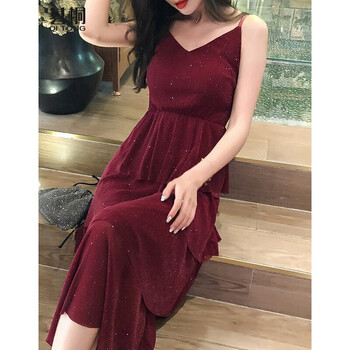 修身收腰連衣裙，塑造優(yōu)雅女神