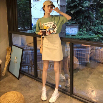 時尚百搭短袖，穿出青春活力范