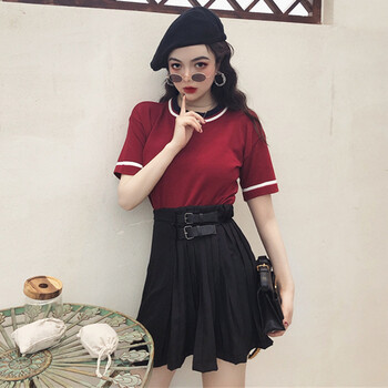 復(fù)古條紋上衣，打造文藝少女范