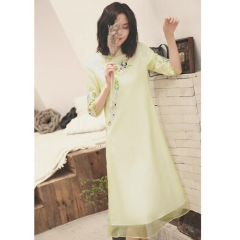 碎花連衣裙，讓你的少女心