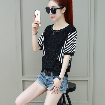 時(shí)尚字母短袖，打造清爽小仙女