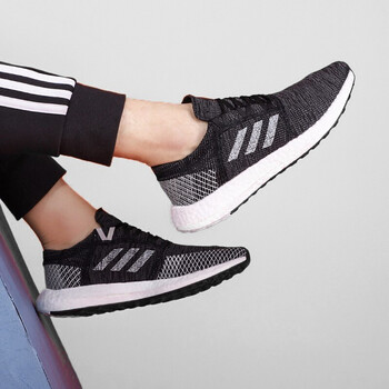 阿迪達斯（Adidas）跑步鞋B37803 41