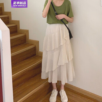 寬松半身裙，打造浪漫少女風(fēng)