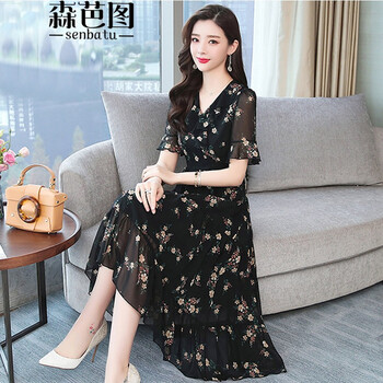 甜美荷葉裙，打造性感小仙女