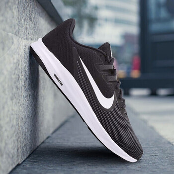 耐克（NIKE）跑步鞋AQ7481-002輕便新款黑白 40