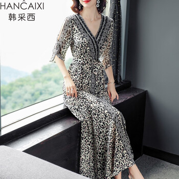 寬松燈籠袖裙，打造優(yōu)雅小仙女