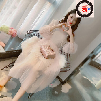 俏皮小白裙，讓你的少女心
