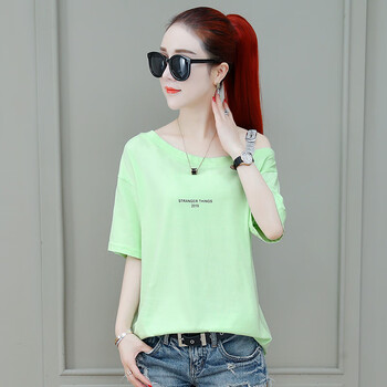 微胖女神，寬松短款上衣