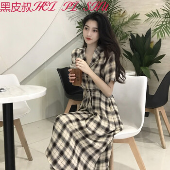 性感吊帶裙，塑造優(yōu)雅女神