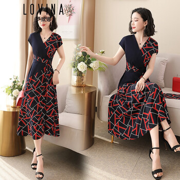 修身連衣裙，讓你秒變女神