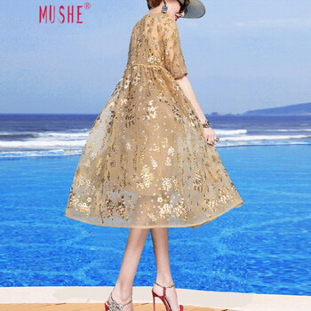 優(yōu)雅網(wǎng)紗長(cháng)裙，打造性感女人味