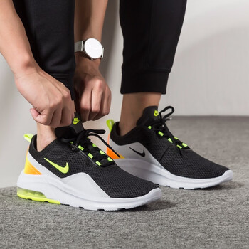 耐克（NIKE）跑步鞋黑色熒光黃AO0266-007 