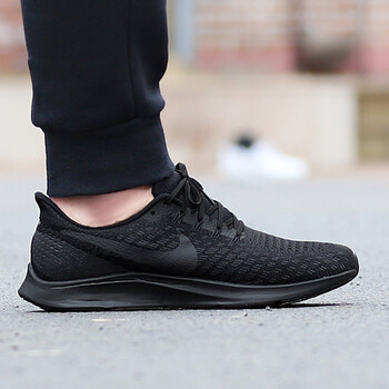 耐克(Nike)跑步鞋飛馬35/黑/黑942851-002 