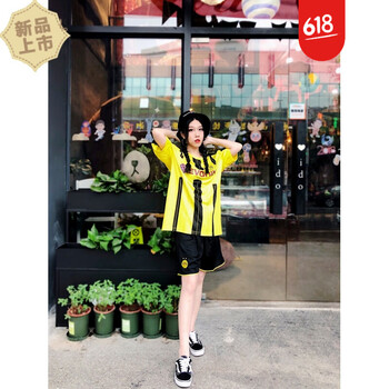 純色袖襯衫，微胖女神的好幫手