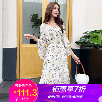 復古喇叭袖，打造清新小仙女