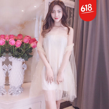 夏日海邊，吊帶裙打造甜美小仙女