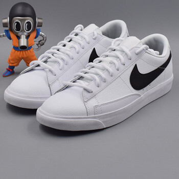 耐克（NIKE）板鞋白色AO2788-101/黑標(biāo) 42