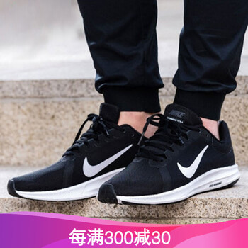 NIKE跑步鞋908984_001黑白 