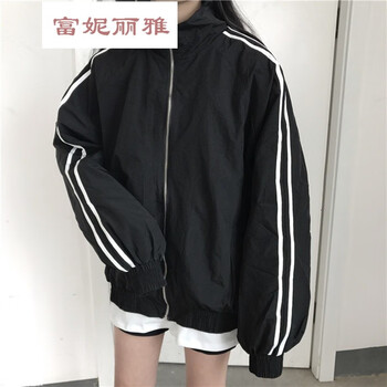 復(fù)古風(fēng)牛仔外套，打造百搭男神
