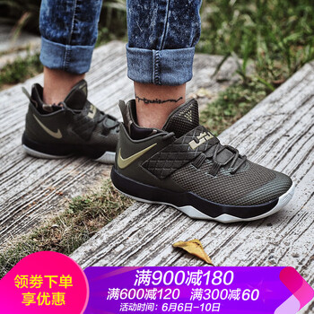 實戰(zhàn)籃球鞋，舒適又耐磨
