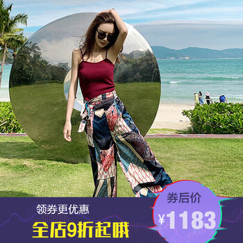 微胖女神，純色連衣裙更吸睛