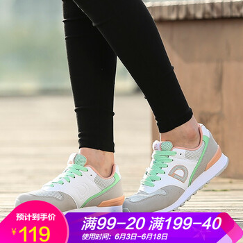 德爾惠女款