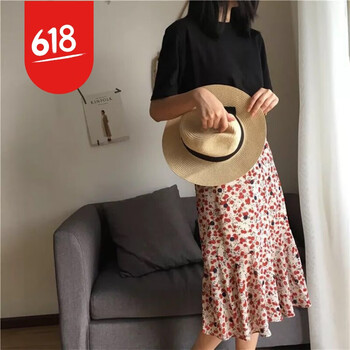 半身裙，微胖女孩的優(yōu)雅之選