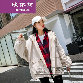減齡牛仔外套，打造時(shí)尚小仙女