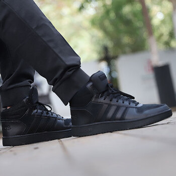 阿迪達(dá)斯（Adidas）板鞋B44649/經(jīng)典 黑色 