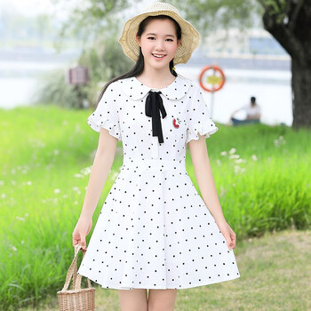 布依叢林（Buyiconglin） 純色 刺繡，紐扣，綁帶，波點 連衣裙