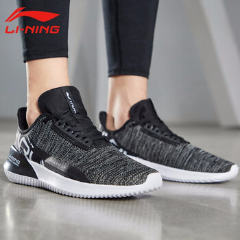 低幫跑鞋，讓你運動(dòng)更舒適