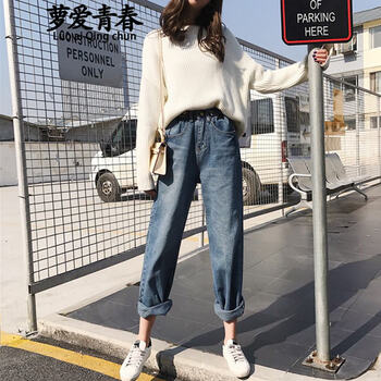 高腰喇叭褲，微胖妹子的穿搭秘籍