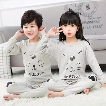 品牌內(nèi)衣男童