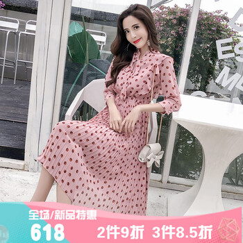氣質(zhì)蕾絲裙，穿出優(yōu)雅女神范