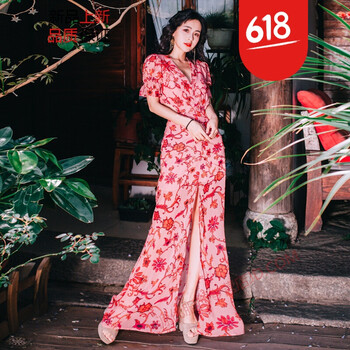 一字肩長(cháng)裙，讓你的美出新高度