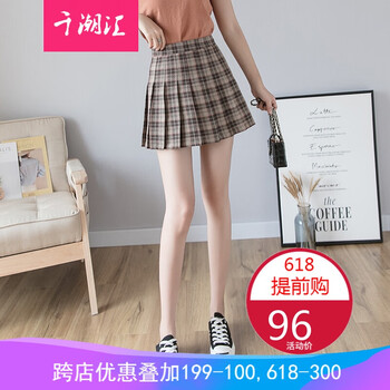 清爽蕾絲裙，讓你變身浪漫女神