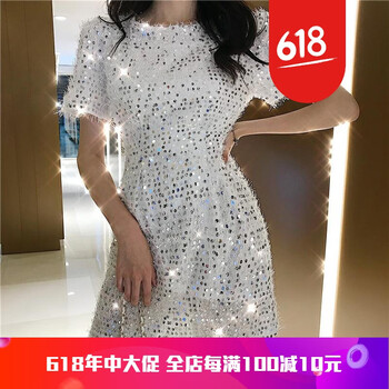 優(yōu)雅連衣裙，穿出你的復(fù)古氣質(zhì)范