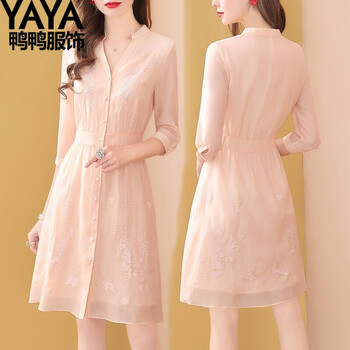 鴨鴨服飾（yaya）  不對(duì)稱，鏤空，貼布 連衣裙