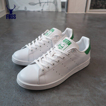 Adidas板鞋M20324 40.5