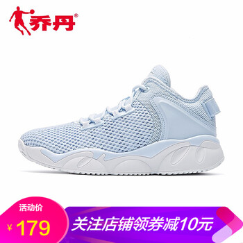 高性價比的女士籃球戰(zhàn)靴