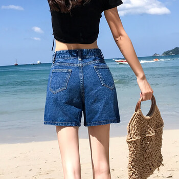 寬松破洞牛仔褲讓你告別臃腫