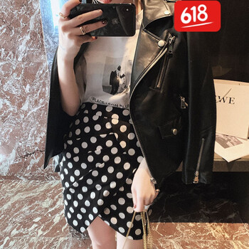 復古減齡連衣裙，打造優(yōu)雅小仙女