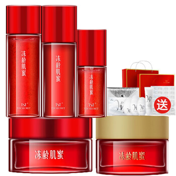 告別油膩，補(bǔ)水精華喚醒肌膚活力