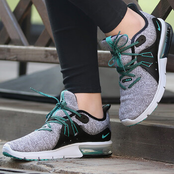 耐克（NIKE）跑步鞋908993-100 