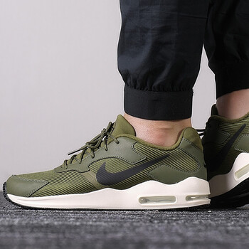 耐克（NIKE）跑步鞋916768-300 