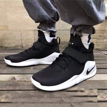 耐克（NIKE）跑步鞋AQ7154-001/黑色金標 