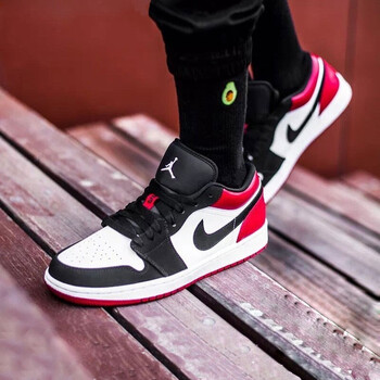 耐克（NIKE）籃球鞋AJ1純白554724-104  41