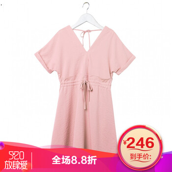 純色連衣裙，讓你秒變優(yōu)雅小仙女